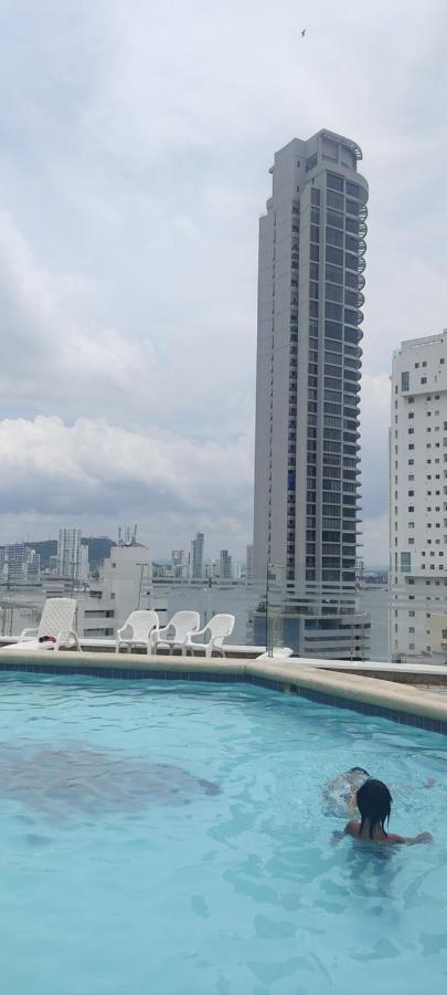 Cartagena Escape Plaza Apartment Exterior photo